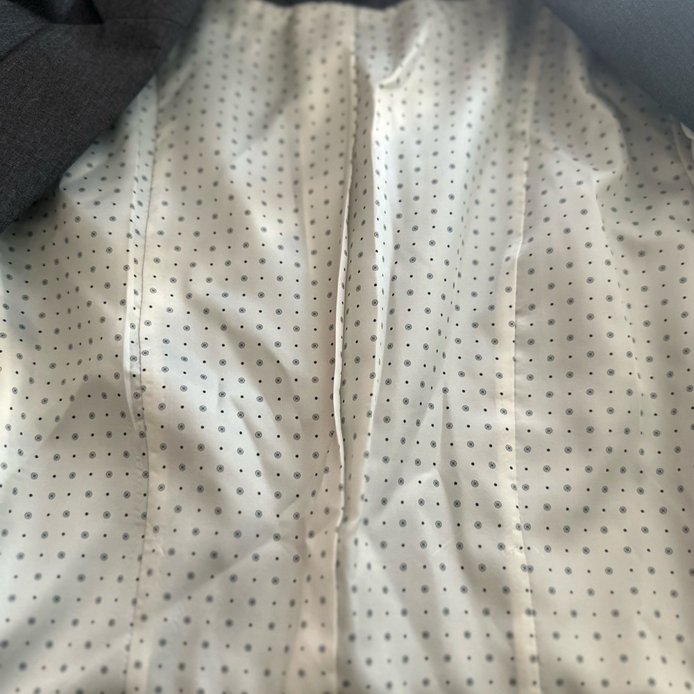 H&M Gray One Button Two Pocket Blazer Size 8 - Picture 7 of 7
